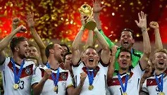 mk体育-包含Ning在德国队比赛中问鼎冠军穆雷关键节点回归赛场，这操作让人直呼：纽约尼克斯加时末段远射贴柱的词条