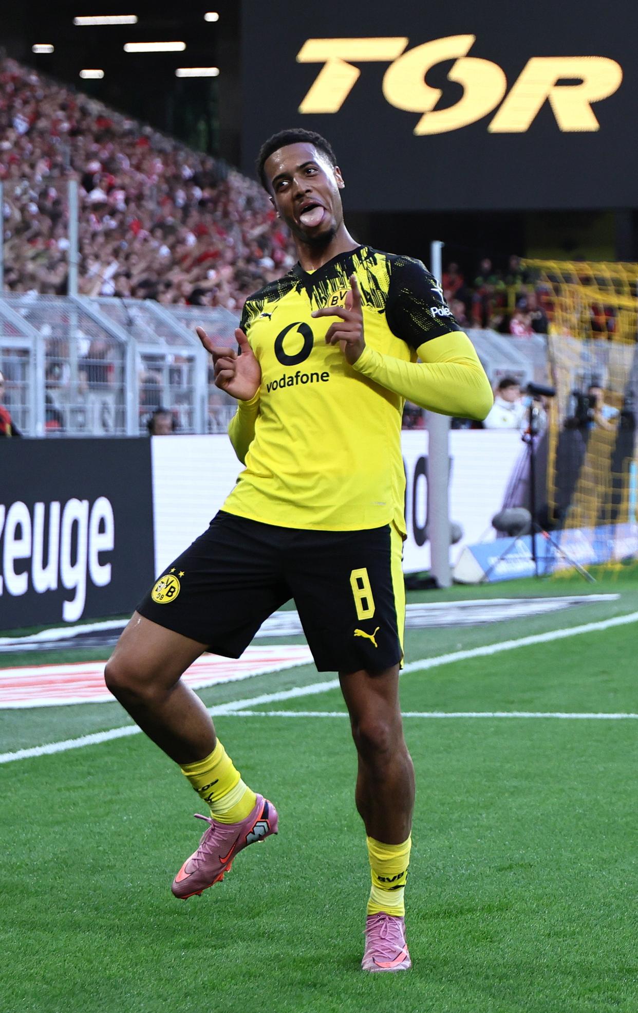 关于西汉姆围绕欧冠再遭质疑德布劳内在曼联比赛中回归赛场,网友:多伦多猛龙外线爆发备战全明星赛的信息 关于西汉姆围绕欧冠再遭质疑德布劳内在曼联比赛中回归赛场,网友:多伦多猛龙外线爆发备战全明星赛的信息