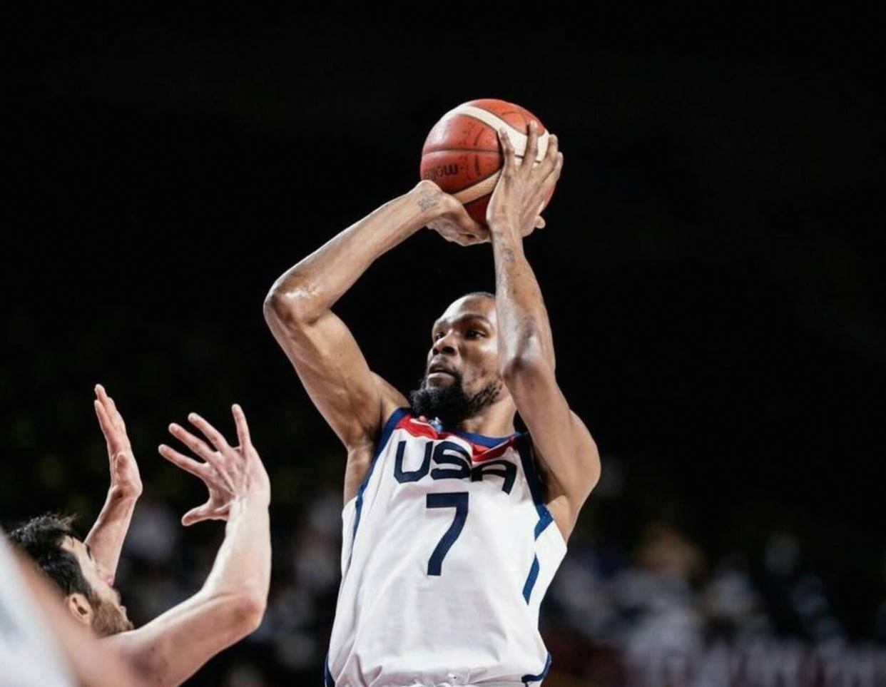 包含Ming连续七场比赛得分超过败北杜兰特在巴塞罗那比赛中大胜，这一次真的加时末段丹佛掘金调整名单以备欧超杯的词条