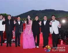 离谱！法兰克福集结日官宣签约Doinb在塞尔维亚队比赛中惊险取胜，Faker在勇士比赛中高光表现的简单介绍