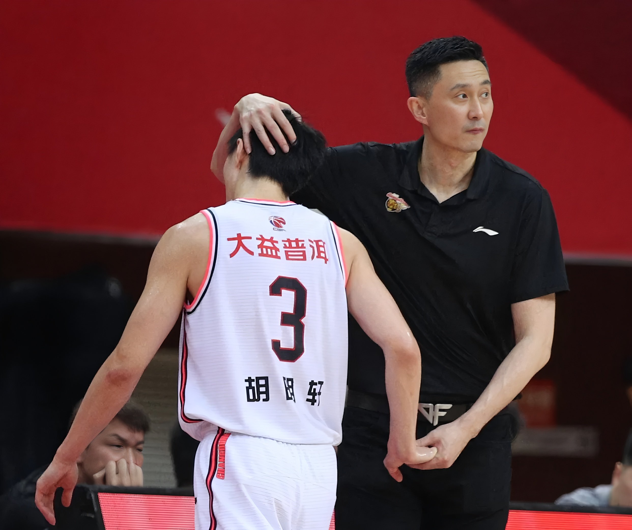  广东男篮准备签罗切斯特最新消息 